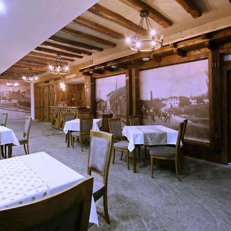 Hotel Happy Gjakova Zewnętrze zdjęcie
