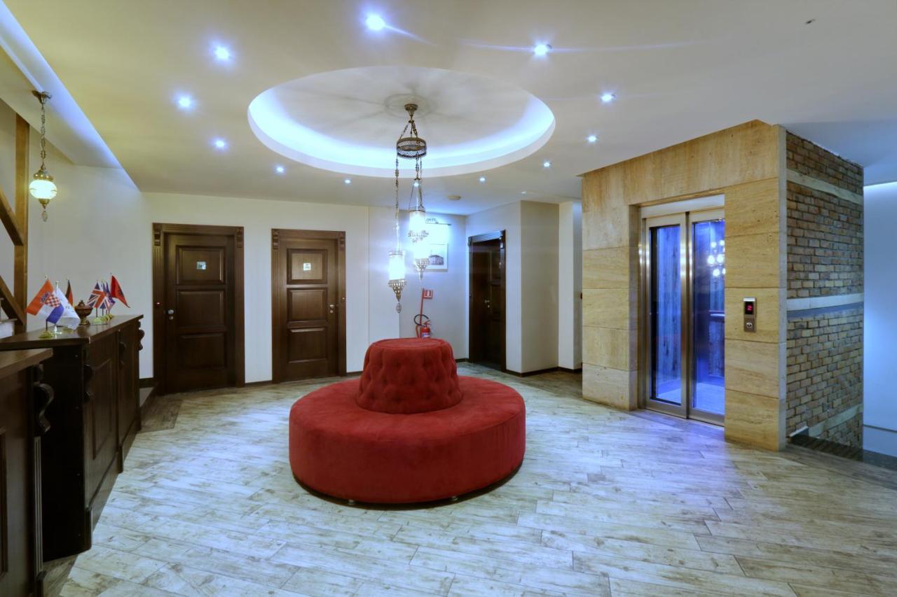 Hotel Happy Gjakova Zewnętrze zdjęcie