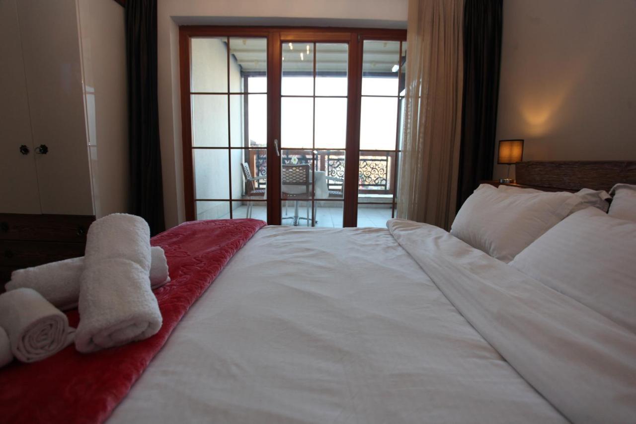 Hotel Happy Gjakova Zewnętrze zdjęcie