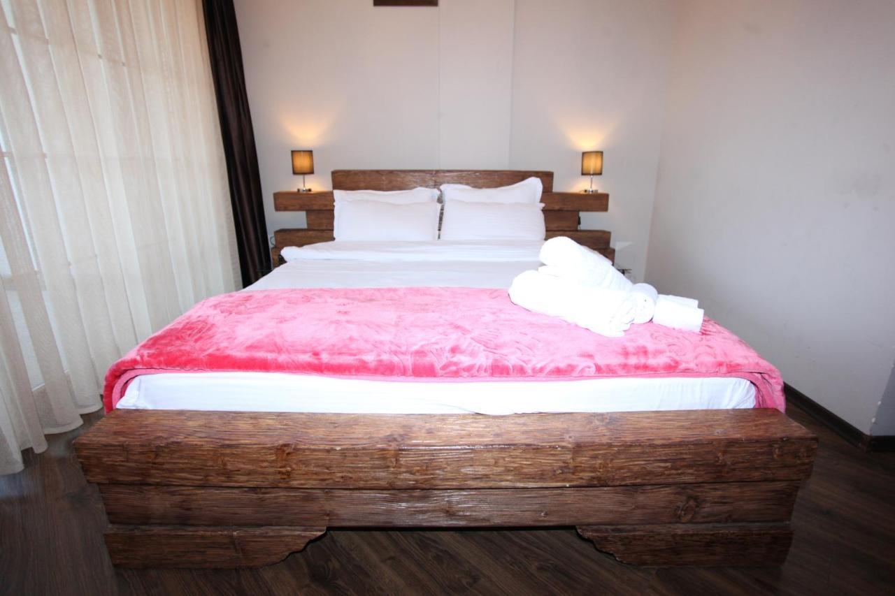 Hotel Happy Gjakova Zewnętrze zdjęcie