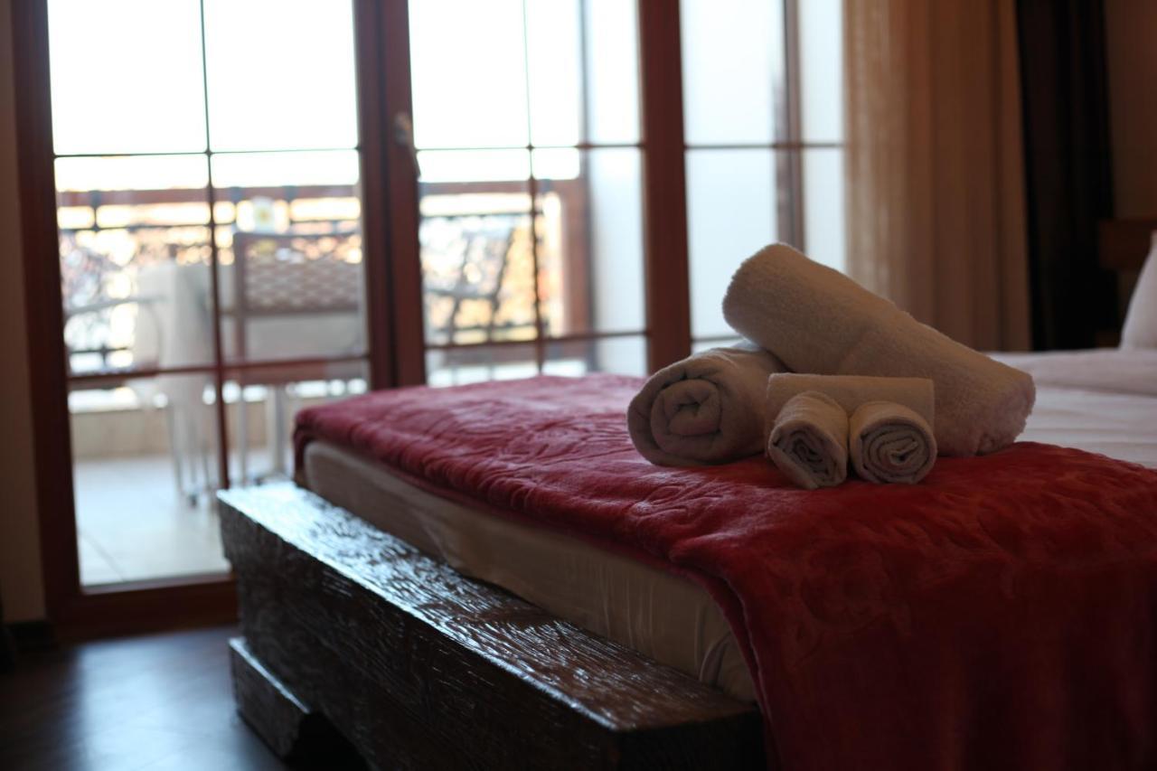 Hotel Happy Gjakova Zewnętrze zdjęcie